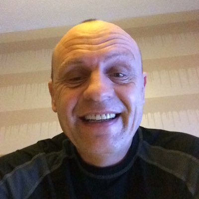 Profile Picture of James Cutting (@jamescutting20) on Twitter