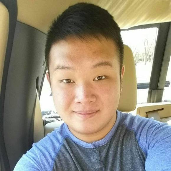 Profile Picture of Joseph Hong (@josephgnoh) on Poshmark