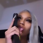 Profile Picture of 𝖇𝖎𝖌 🆘 𝖈𝖍𝖆𝖒𝖇𝖊𝖗𝖑𝖆𝖎𝖓 (@double0mari) on Instagram