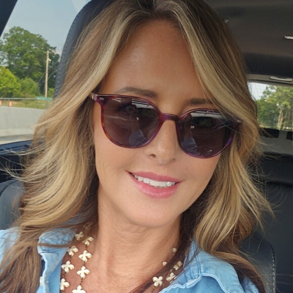 Profile Picture of Lori Chucci (@lchucci) on Poshmark