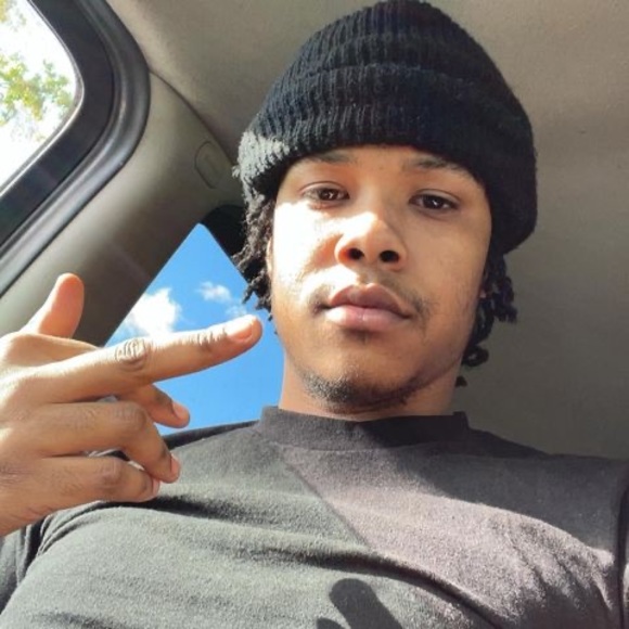 Profile Picture of Šmïttÿ Lâvïøsø (@randelsmith23) on Poshmark