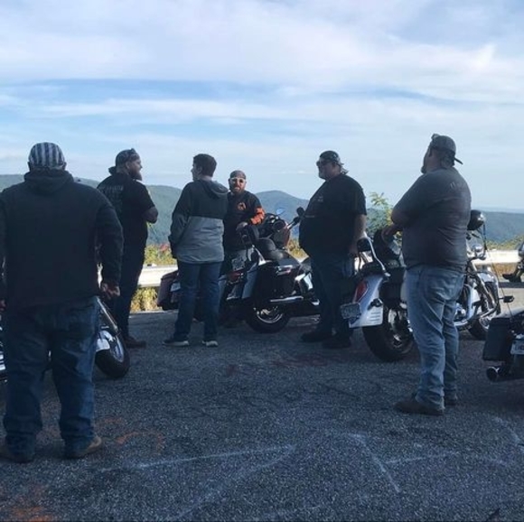 Profile Picture of Michael Watson (@mossy0ak1986) on Poshmark