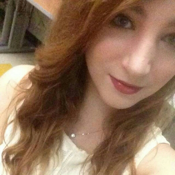 Profile Picture of Clarissa Rader (@clarissa166) on Poshmark