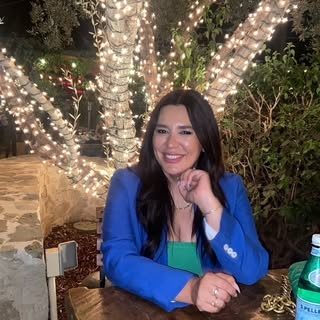 Profile Picture of Lupe Luna Herrejon (@loopluna) on Instagram