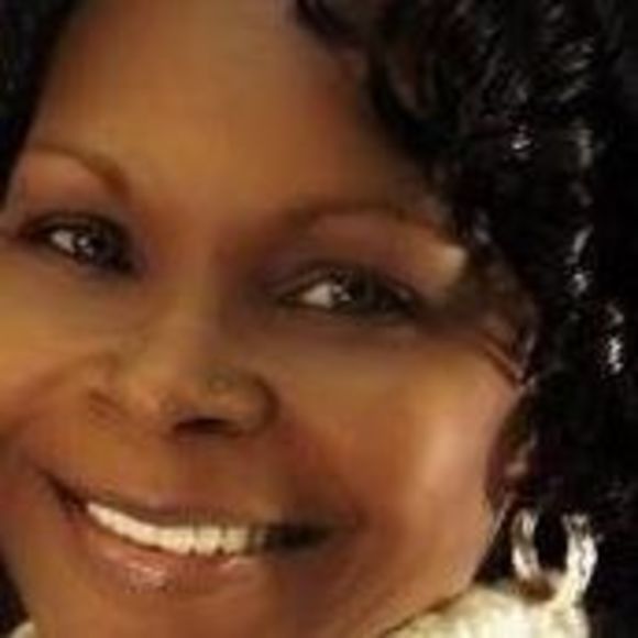 Profile Picture of Ruby Brooks (@rdbrooks) on Poshmark