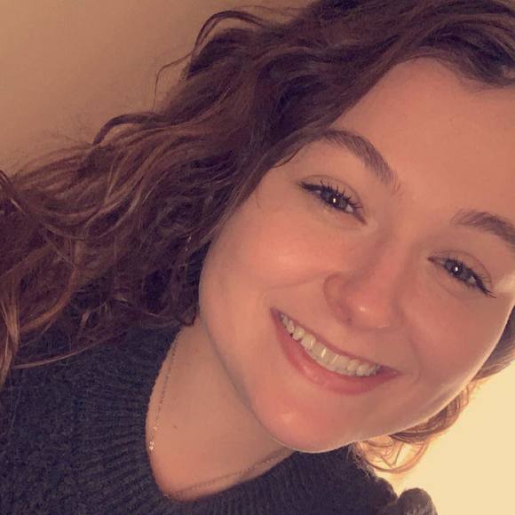 Profile Picture of Joy Patterson (@joypatterson175) on Poshmark