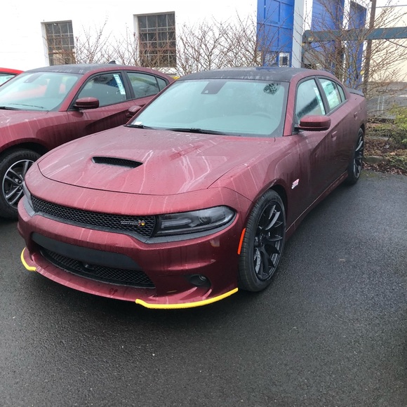 Profile Picture of Alex Ullrich (@alexullrich30) on Poshmark