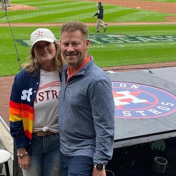 Profile Picture of Jeanne Eschenfelder (@j_eschenfelder) on Poshmark