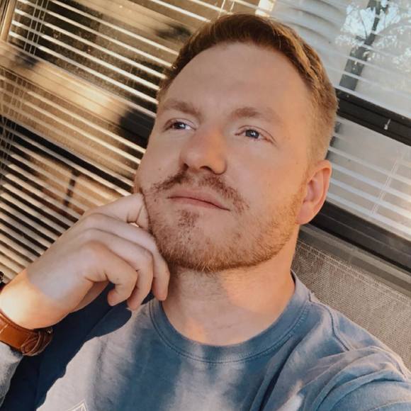 Profile Picture of Jonathan Farkas (@jonathanfarkas) on Poshmark