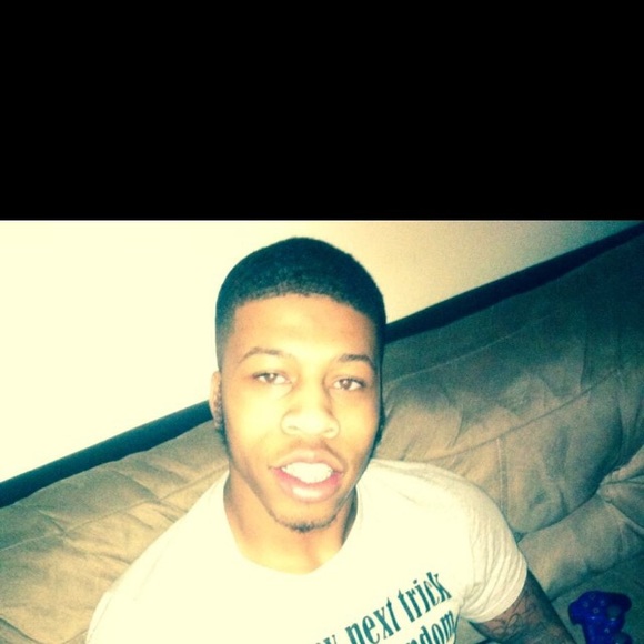 Profile Picture of Markese Seals (@linmore_kese) on Poshmark