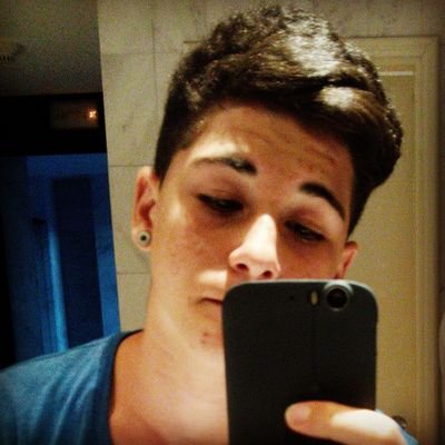 Profile Picture of ⇦Alex Toribio (@99AlexT) on Twitter