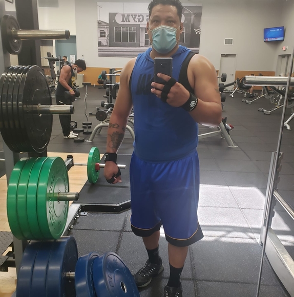 Profile Picture of Graigrey Luna (@luna0810) on Poshmark