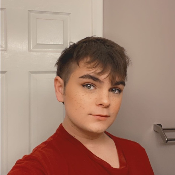 Profile Picture of Owen Pichla (@opichla) on Poshmark