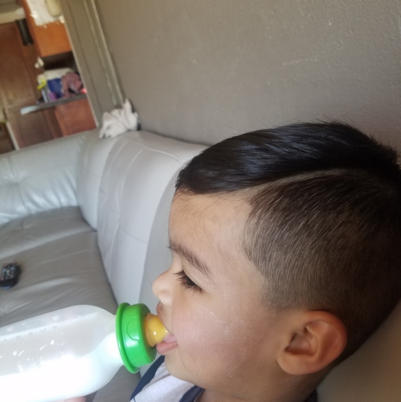 Profile Picture of Soe Min (@soe_min) on Poshmark