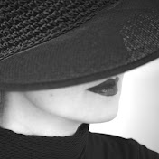 Profile Picture of Eva Levit (@fenixester) on Youtube