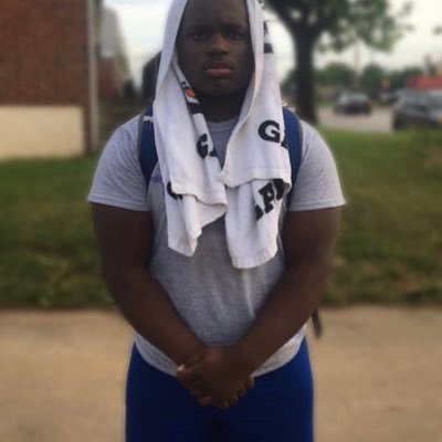 Profile Picture of •Robert Aye (@44raye) on Twitter