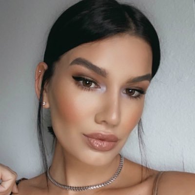 Profile Picture of Leah Marie Bennett  🦋 (@LMB_lil_moneyy) on Twitter