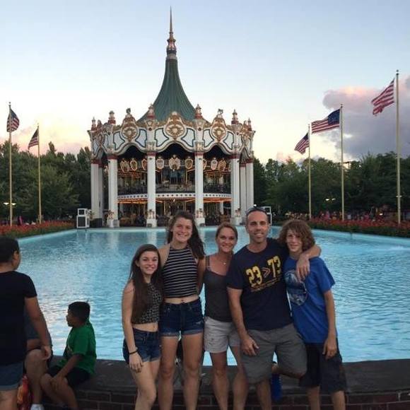 Profile Picture of Kim Hoskins (@hoskins107) on Poshmark