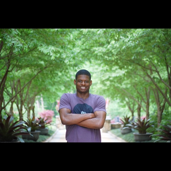 Profile Picture of Carl Piggee (@cpiggee) on Poshmark