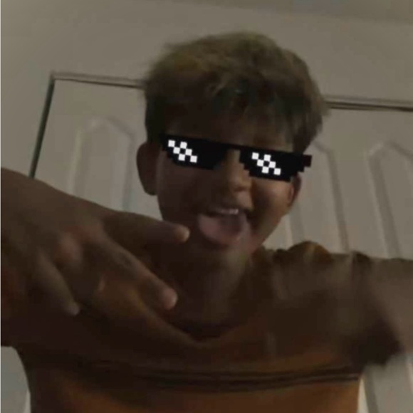 Profile Picture of Lisbeth Polania (@el_paisa676) on Poshmark