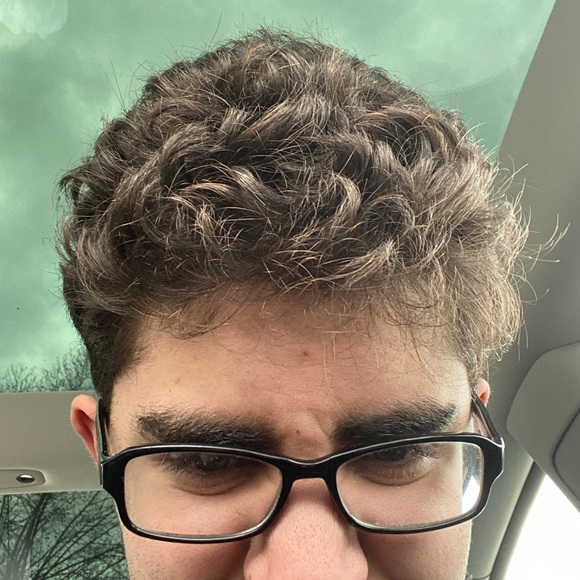 Profile Picture of Mathew Gleizer (@matgleizer) on Poshmark