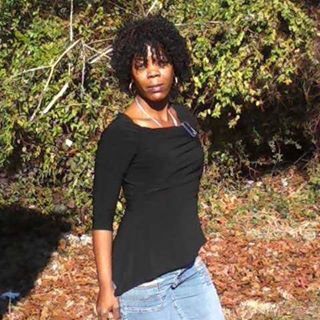 Profile Picture of Lori Peeler (@Lori-Peeler) on Facebook