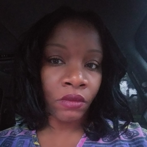 Profile Picture of Cathy Doster (@cathydoster) on Poshmark