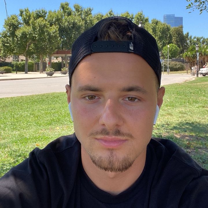 Profile Picture of davidsekerak (@davidsekerak) on Tiktok