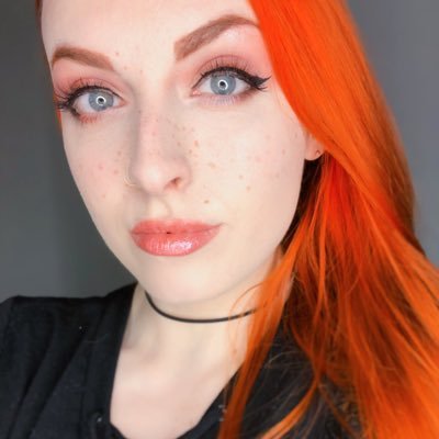 Profile Picture of ConnerJay (@yesmisscarlie) on Twitter