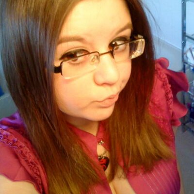 Profile Picture of Aimee Hughes (@AmiBabex) on Twitter