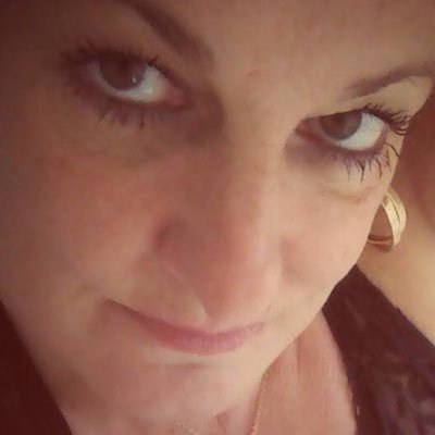 Profile Picture of Elaine Edmonds (@ElaineEdmonds3) on Twitter