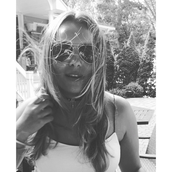Profile Picture of Alexis Foote (@alexisf7) on Poshmark