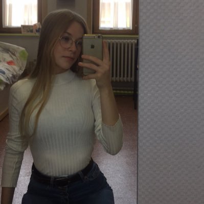 Profile Picture of Jess_mathieu (@jess75854236) on Twitter