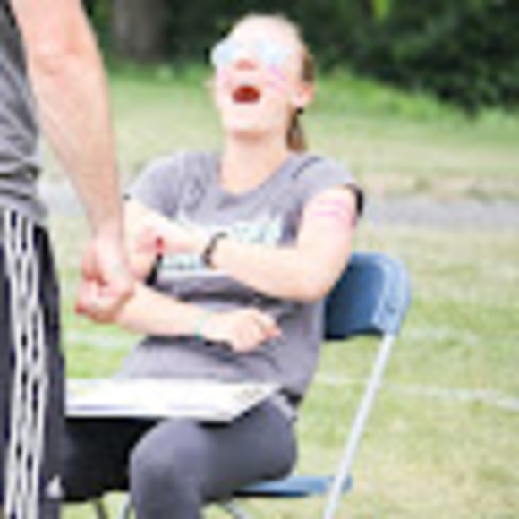 Profile Picture of Danielle Garinger (@d_garinger) on Poshmark