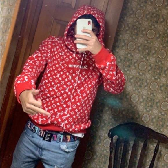Profile Picture of Rudra Raskapurwala (@rudra25) on Poshmark