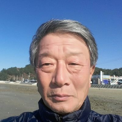 Profile Picture of James  Byun (@aurora05191) on Twitter
