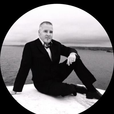 Profile Picture of Simon Dutton (@SimonDutton74) on Twitter