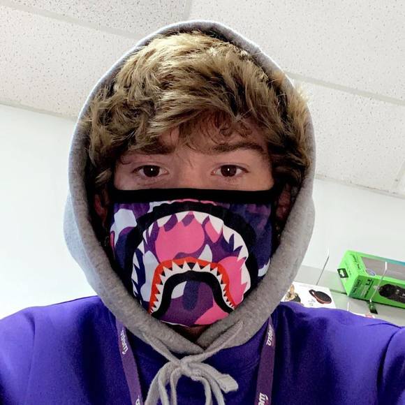 Profile Picture of Josh Probus (@joshprobus) on Poshmark