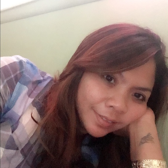 Profile Picture of Katherine Calbero (@kathygaboy) on Poshmark