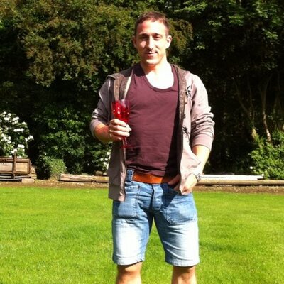 Profile Picture of Phillip Holmes (@kingphillholmes) on Twitter
