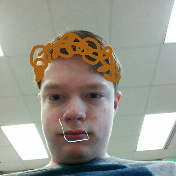 Profile Picture of Jonny Henningson (@jhenningson) on Poshmark