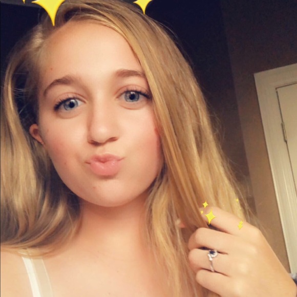 Profile Picture of Savannah Marshall (@savannah02767) on Poshmark