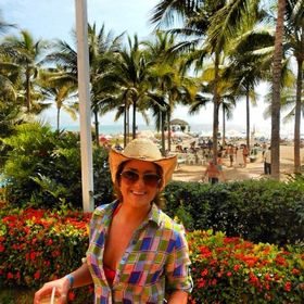 Profile Picture of Carly Sheldon (@cdsheldo) on Pinterest