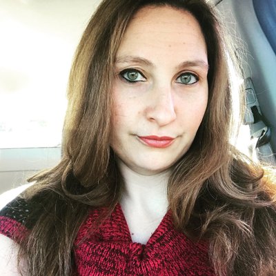 Profile Picture of Stephanie Van Dyke (@shpadoinkle29) on Twitter