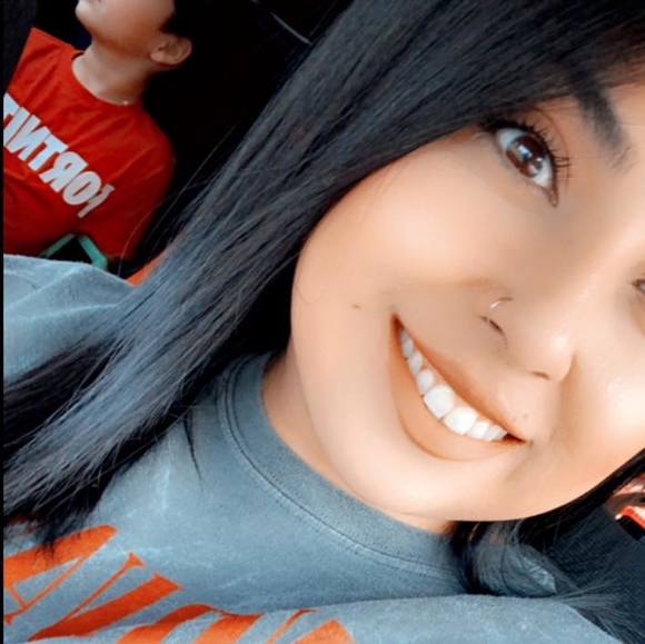 Profile Picture of Sophie Ramirez (@sophyram1) on Poshmark