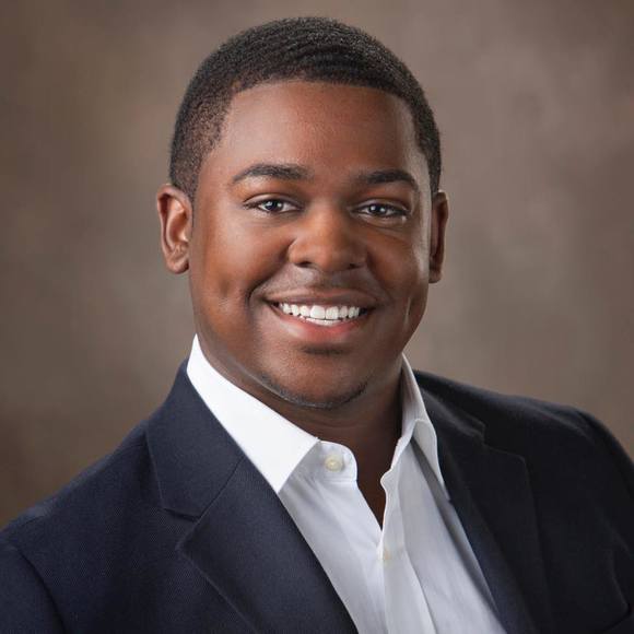 Profile Picture of Stephon Brooks (@stephonthemogul) on Poshmark