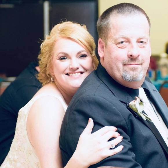 Profile Picture of Alice Walworth (@alicewalworth) on Poshmark