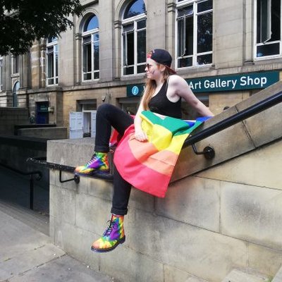 Profile Picture of  👽 👽 (@GraceSharp1) on Twitter