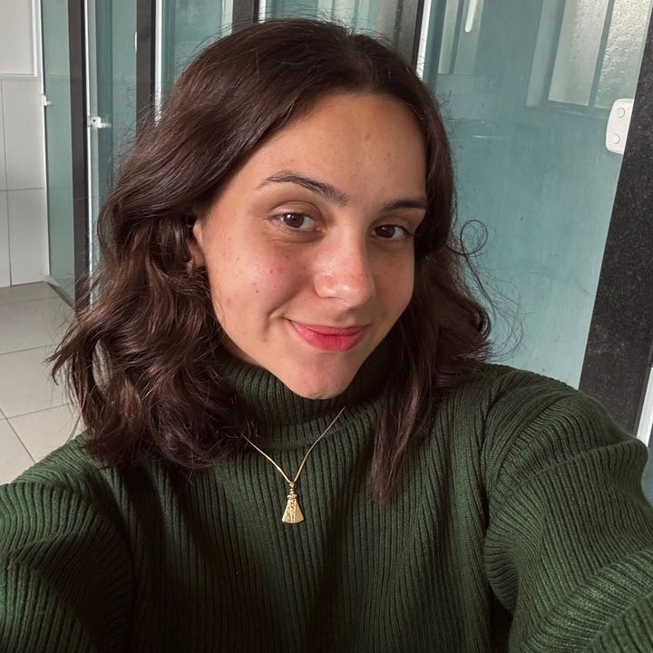 Profile Picture of Amanda Althaus 📚 (@amanda_althaus) on Tiktok