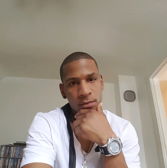 Profile Picture of Cornelius Thomas (@wank1017) on Poshmark